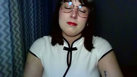 Clara online show from 07.08.26