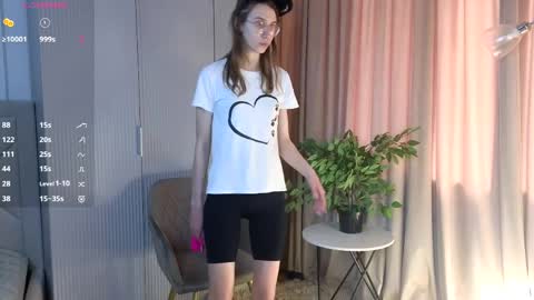 Sara online show from 05.25.26