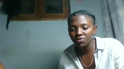 clarisse98 online show from 10.30.25