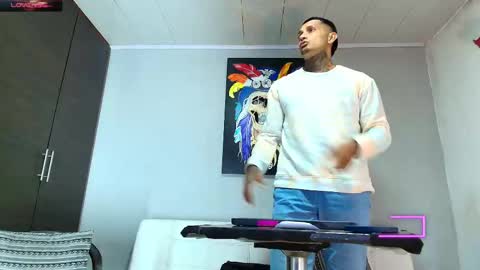 Juanpaindependent model online show from 02.15.25