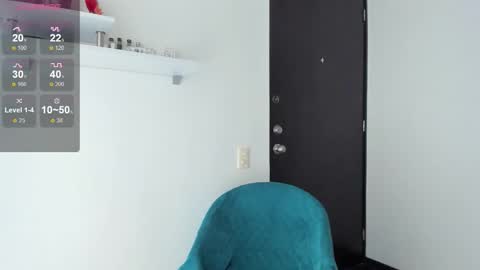 Snapshot of clark_bostom chatting on 09.15.25 clark online show from 09.15.25