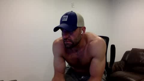 Clarke Cock online show from 08.04.26
