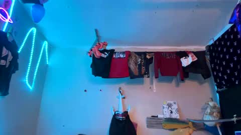 Snapshot of clarkshammer95 chatting on 10.04.25 clarkshammer95 online show from 10.04.25