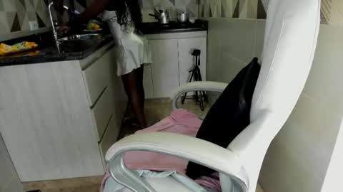 claudia198820 online show from 11.18.25