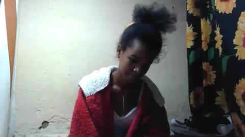 Snapshot of claudiannah chatting on 09.12.25 claudianne online show from 09.12.25