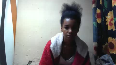 Snapshot of claudiannah chatting on 09.13.25 claudianne online show from 09.13.25