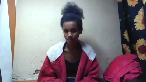 Snapshot of claudiannah chatting on 09.15.25 claudianne online show from 09.15.25