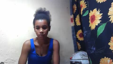 Snapshot of claudiannah chatting on 09.22.25 claudianne online show from 09.22.25