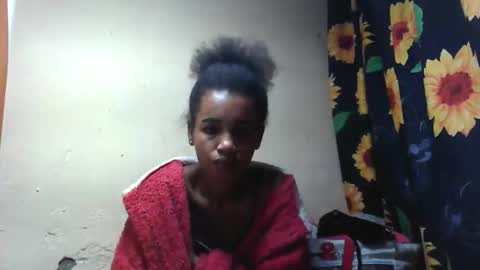 Snapshot of claudiannah chatting on 09.27.25 claudianne online show from 09.27.25