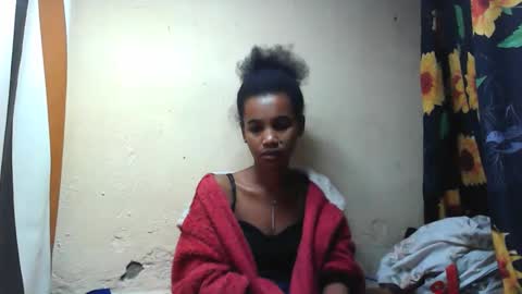 Snapshot of claudiannah chatting on 09.28.25 claudianne online show from 09.28.25