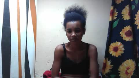 Snapshot of claudiannah chatting on 10.09.25 claudianne online show from 10.09.25