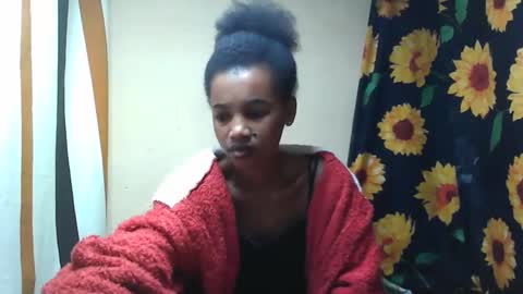 Snapshot of claudiannah chatting on 10.13.25 claudianne online show from 10.13.25