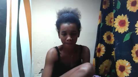 Snapshot of claudiannah chatting on 10.16.25 claudianne online show from 10.16.25