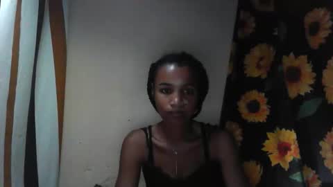 Snapshot of claudiannah chatting on 10.18.25 claudianne online show from 10.18.25