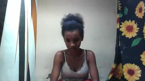 Snapshot of claudiannah chatting on 10.24.25 claudianne online show from 10.24.25