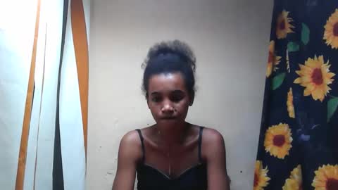 Snapshot of claudiannah chatting on 10.24.25 claudianne online show from 10.24.25