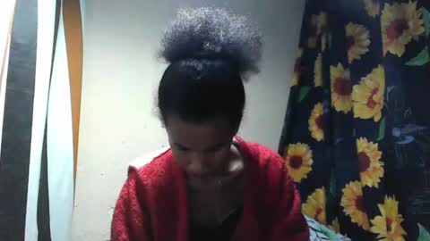 Snapshot of claudiannah chatting on 10.26.25 claudianne online show from 10.26.25