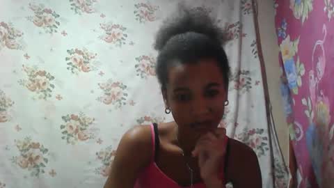 Snapshot of claudiannah chatting on 11.11.25 claudianne online show from 11.11.25