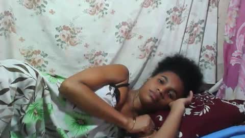 Snapshot of claudiannah chatting on 12.05.25 claudianne online show from 12.05.25