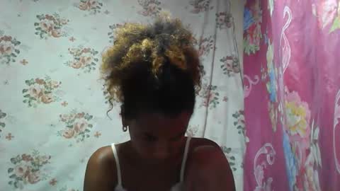 Snapshot of claudiannah chatting on 12.18.25 claudianne online show from 12.18.25