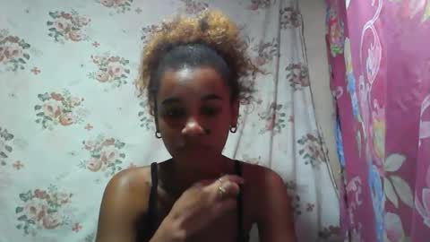 Snapshot of claudiannah chatting on 12.20.25 claudianne online show from 12.20.25