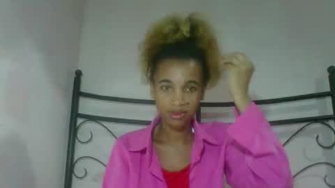 Snapshot of claudiannah chatting on 02.12.26 claudianne online show from 02.12.26