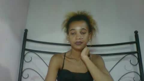 Snapshot of claudiannah chatting on 02.25.26 claudianne online show from 02.25.26