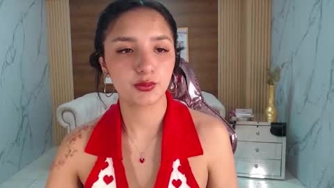 Snapshot of claudina_s chatting on 10.10.25 Claudina  online show from 10.10.25
