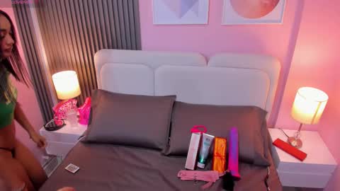 clauwdeen  wolf online show from 10.14.25