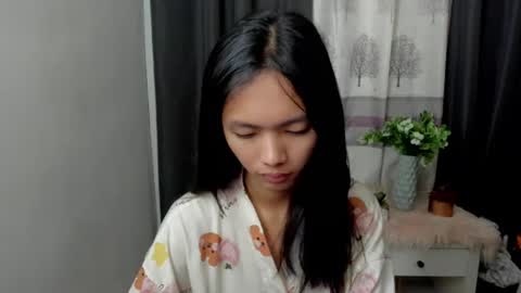 Snapshot of claxy_kimslut chatting on 10.10.25 KIM online show from 10.10.25