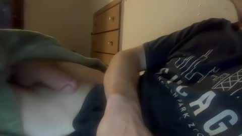 Snapshot of cleatus27 chatting on 04.22.26 cleatus27 online show from 04.22.26