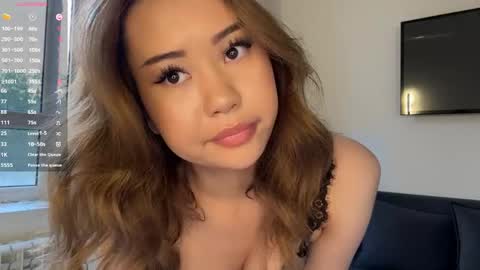 Lili online show from 04.22.26