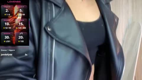 Clementine online show from 10.17.25