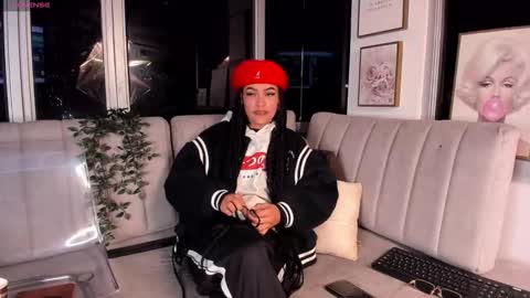 Snapshot of cleo__smith chatting on 10.01.25 Cleo smith online show from 10.01.25