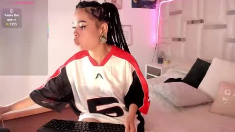 Snapshot of cleo__smith chatting on 10.08.25 Cleo smith online show from 10.08.25