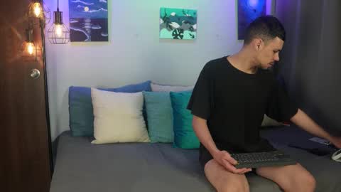 Snapshot of cleoanubis_ chatting on 03.17.26 Girl Juliana and Federico online show from 03.17.26