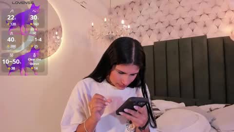 Cleopatra online show from 01.06.25