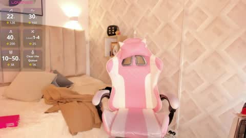 clhoe_johnson_ online show from 04.06.26