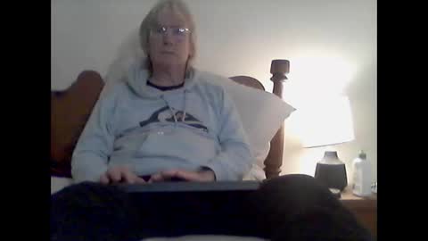 clitboy658752 online show from 11.30.25