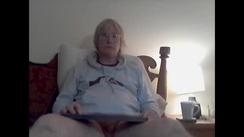 clitboy658752 online show from 12.02.25