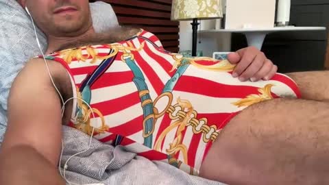 Snapshot of clittypanties chatting on 09.25.25 clittypanties online show from 09.25.25