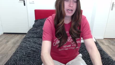 Snapshot of clittytastic chatting on 01.20.25 Syl online show from 01.20.25