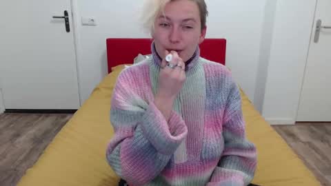 Snapshot of clittytastic chatting on 02.17.25 Syl online show from 02.17.25