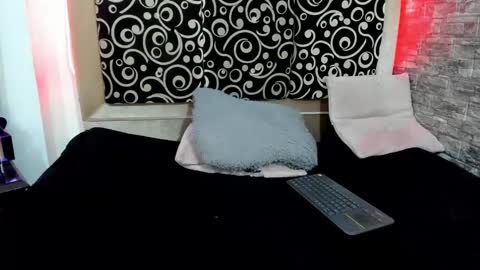 Snapshot of cloe66 chatting on 01.16.25 cloe66 online show from 01.16.25