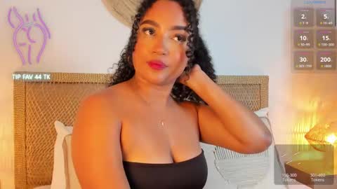 Snapshot of cloe_25 chatting on 10.09.25 cloe_25 online show from 10.09.25