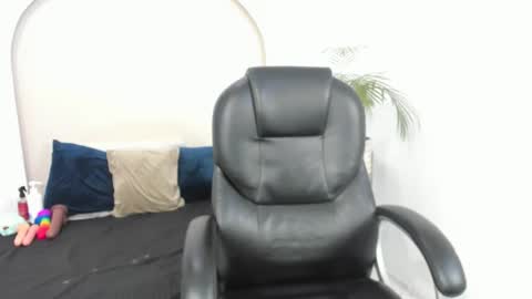 Cloe  online show from 01.09.26