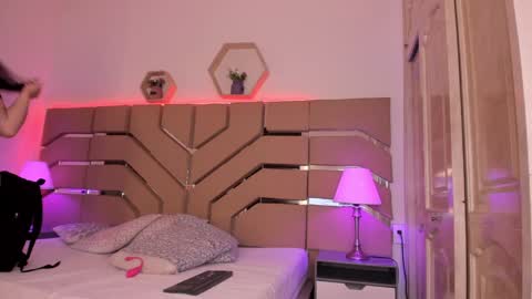 Cloe Online de 600 a 1400 online show from 12.02.24