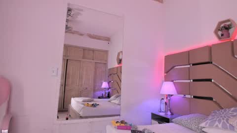 Cloe Online de 600 a 1400 online show from 12.10.24