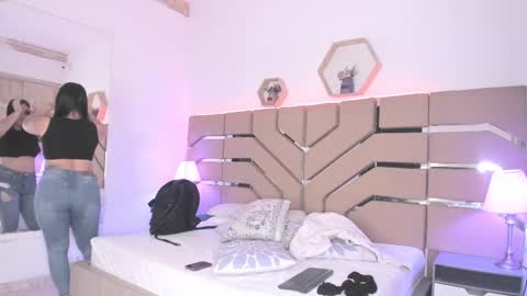 Cloe Online de 600 a 1400 online show from 03.02.25