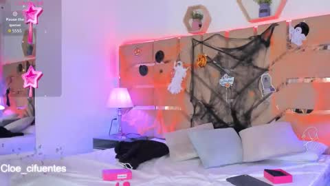 Cloe Online de 600 a 1400 online show from 10.28.25